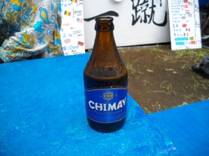 Shimay Bleue シメイ ブルー 東京芸祭のサッカー部の露店で飲む