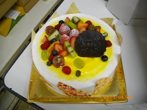 お誕生日ケーキ7号 フルーツ増量キング洋菓子店