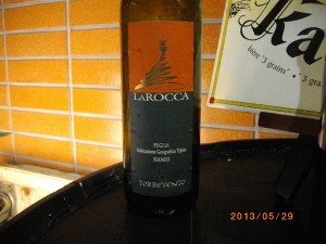 【2杯目】La Rocca Bianco 2011 / ラ ロッカ ビアンコ 2011 「第17回 ワイン入門講座 2013年5月29日（水）開催レポ [南大沢ハイボール酒場]」